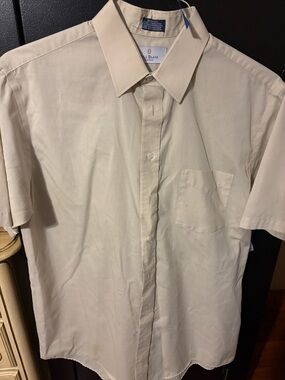 bill blass Men's Short-Sleeve Button-Down Shirt in Light Tan